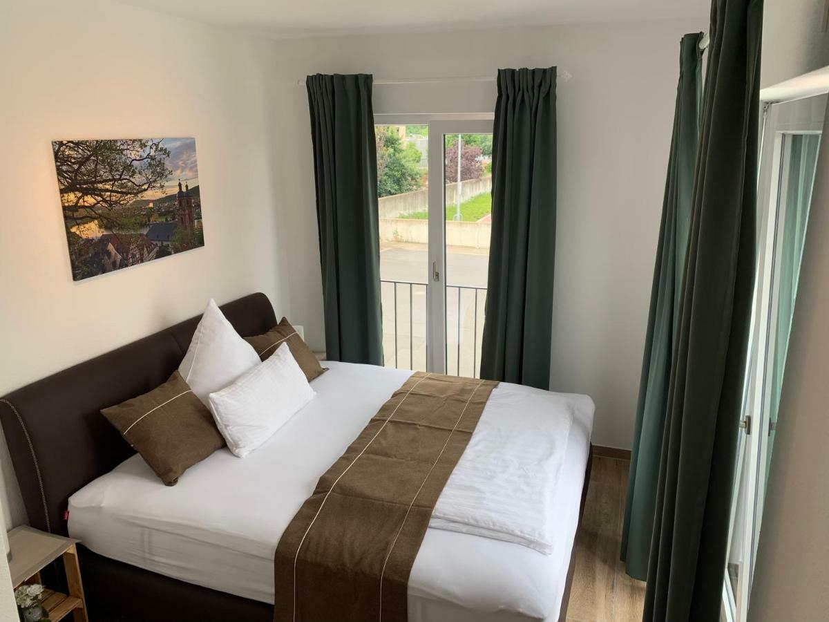 Apartament Main Boarding House Miltenberg Pokój zdjęcie